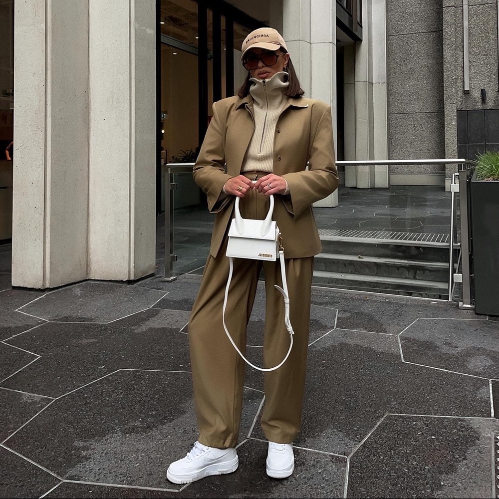 Set (jacket & pants)